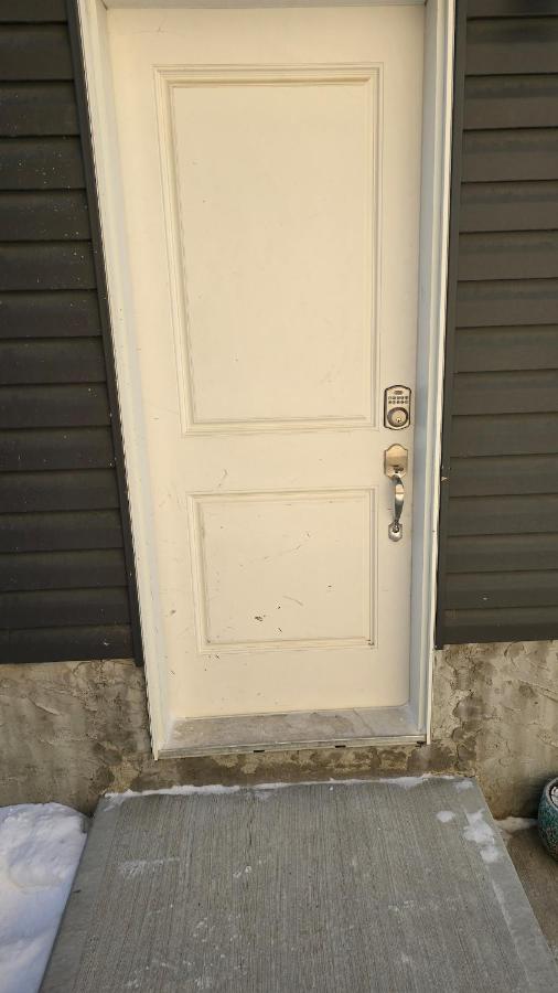 Self contain suite Edmonton NW - B&B Edmonton