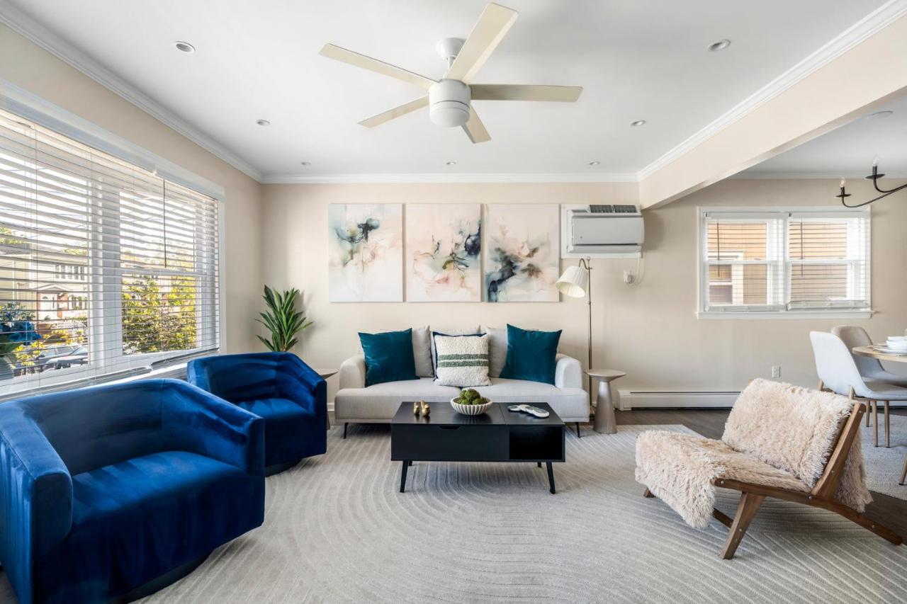 Modern 3BR Near EWR, Parking, 25 Min NYC - B&B Kearny
