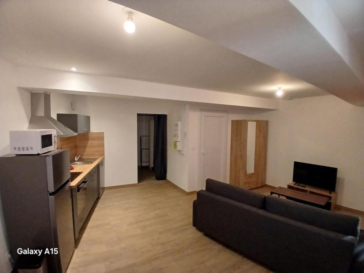 Beau studio au centre du vieux Nyons en Drôme Provençale - B&B Nyons