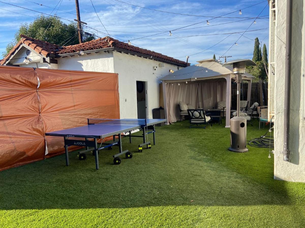 Two bedroom private guesthouse in great location Close to Melrose Hollywood sign and attractions - Ferienwohnung Los Angeles