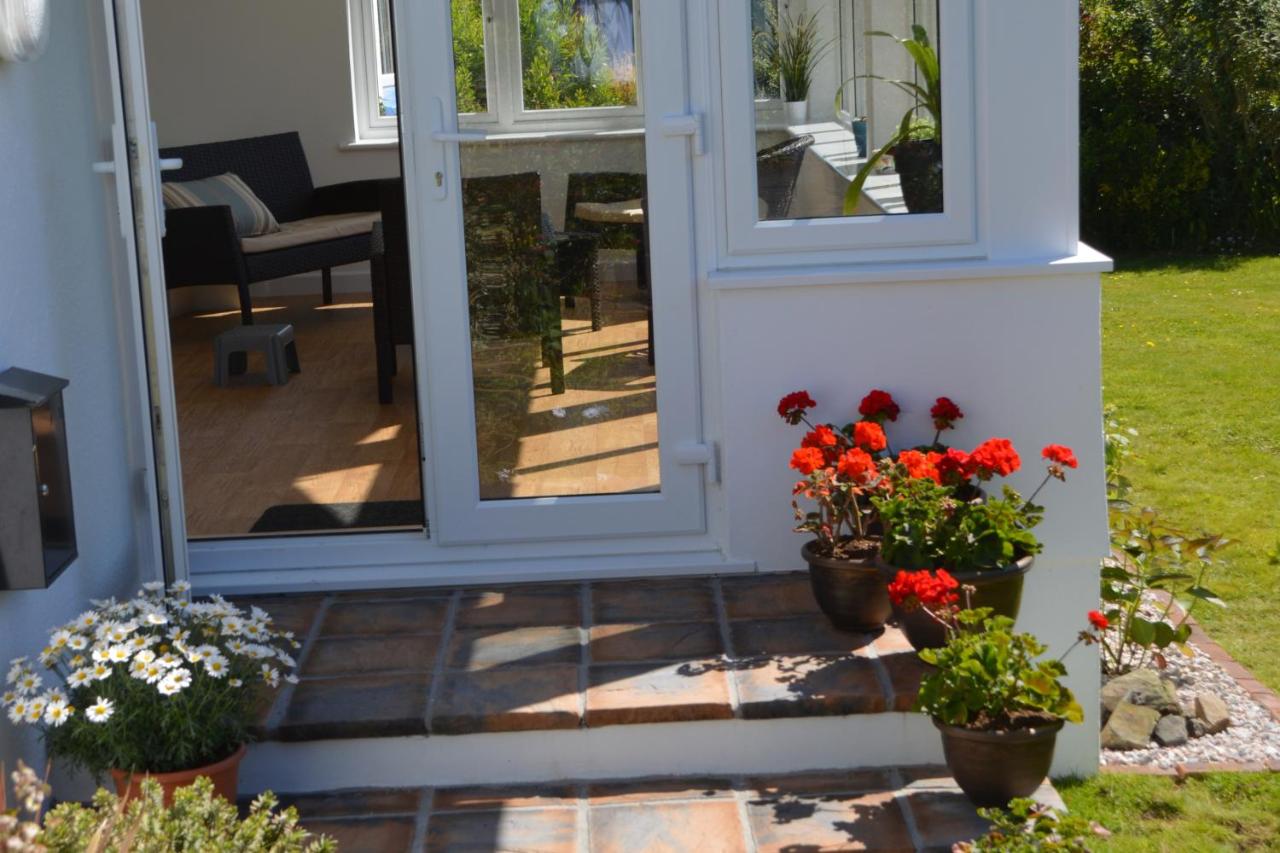 House - Sleeps 8 Close to Beach & Free parking - Chambres d’hôtes Helston