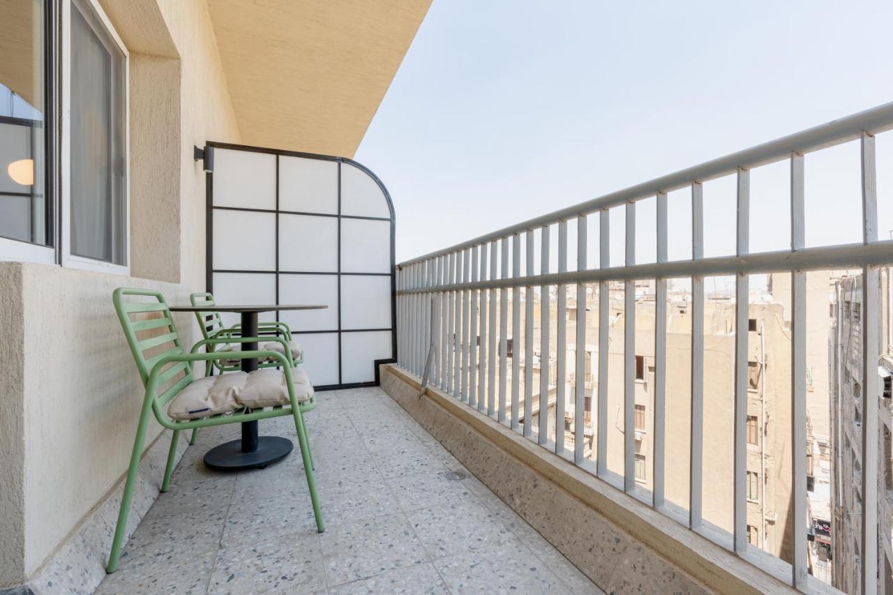 grey l studio apartments Downtown Cairo Ouzonian House - B&B Il Cairo