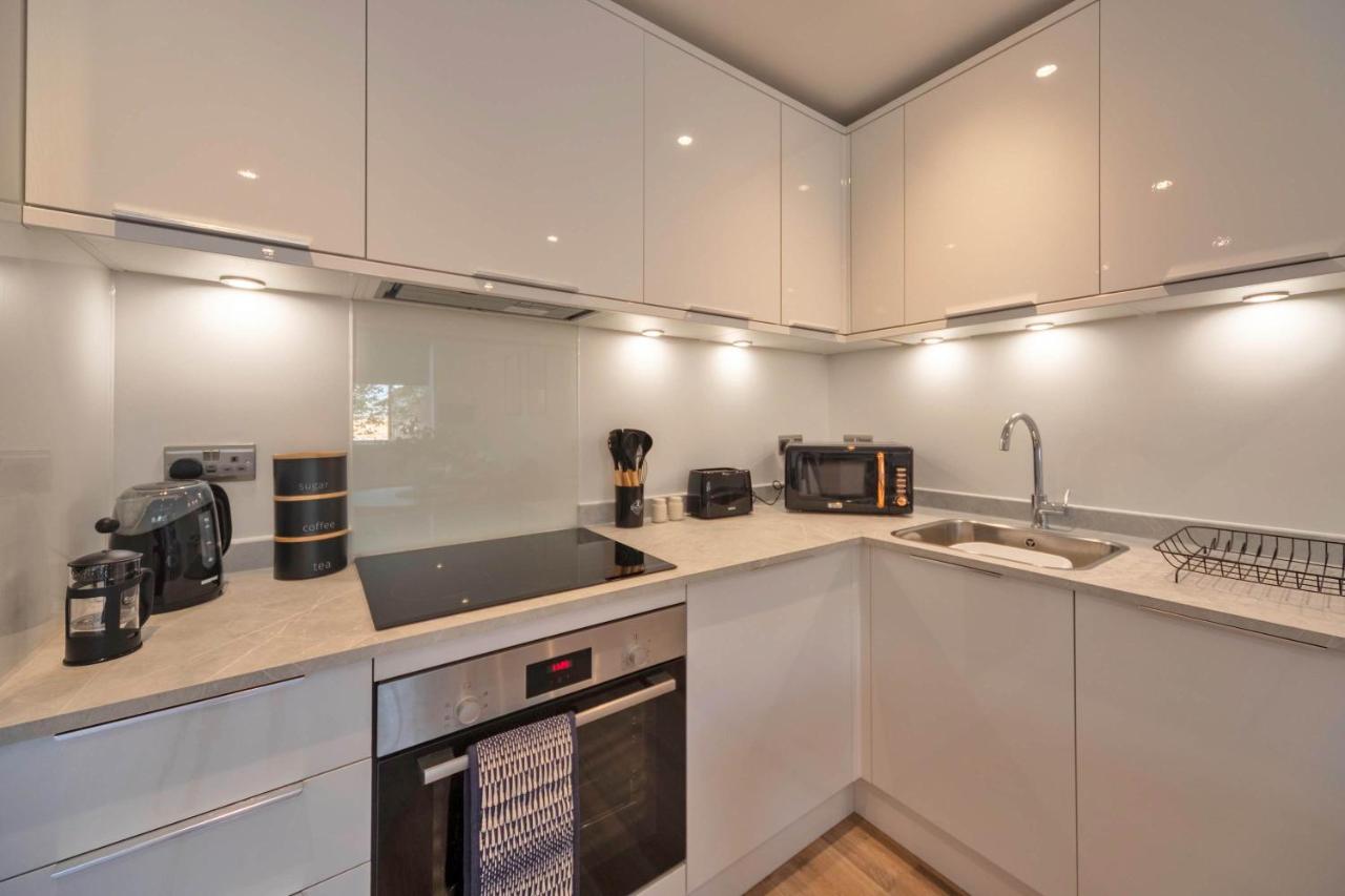 Fabulous 2BR Apartment at Trinity Point Gravesend - B&B Gravesend