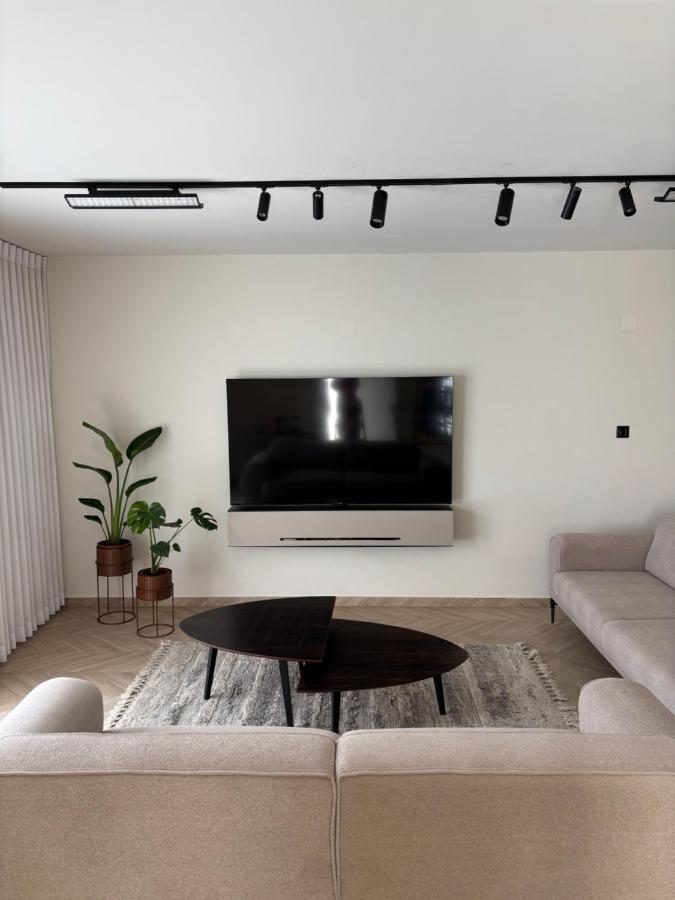 RASHI6 Boutique Villa - Ferienwohnung Netanja