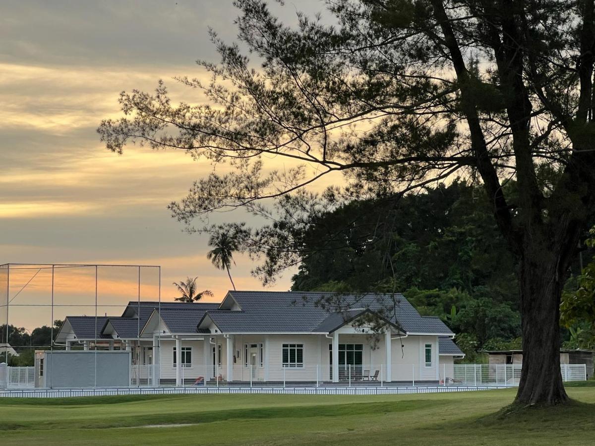 Kudat Golf View Villa - B&B Kudat
