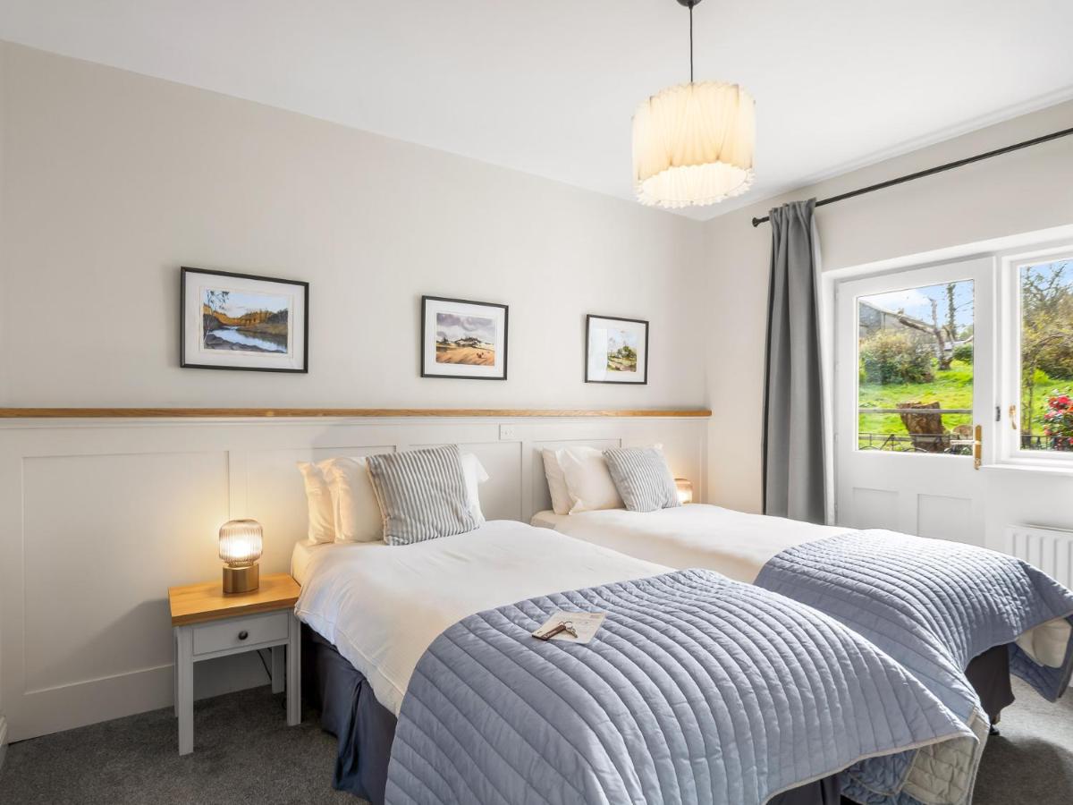 Tweepersoonskamer met 1 of 2 Bedden en Uitzicht op de Tuin