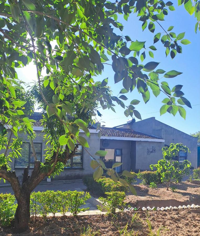 Lee Place - Bed and Breakfast Maseru