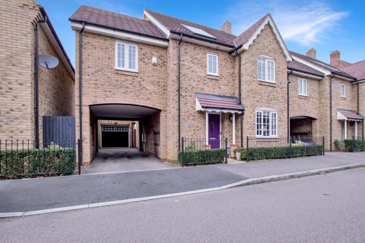 4Bed 3 Bath Home I Sleeps 7-9 I Family & Contractors I Parking - Ferienwohnung Kempston