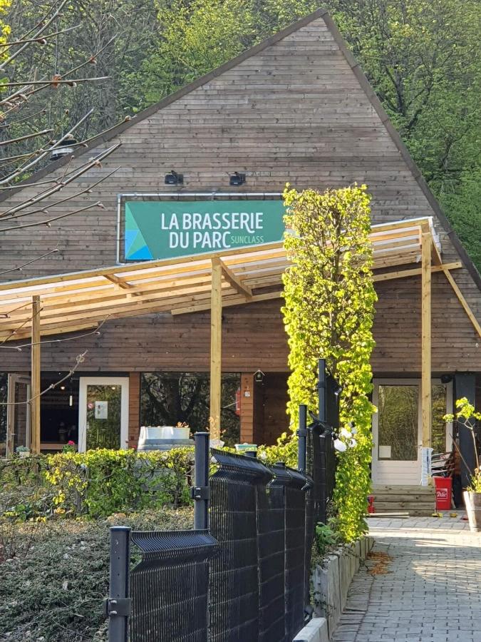 Boshuisje Durbuy met zwembad op het park - Chambres d’hôtes Durbuy