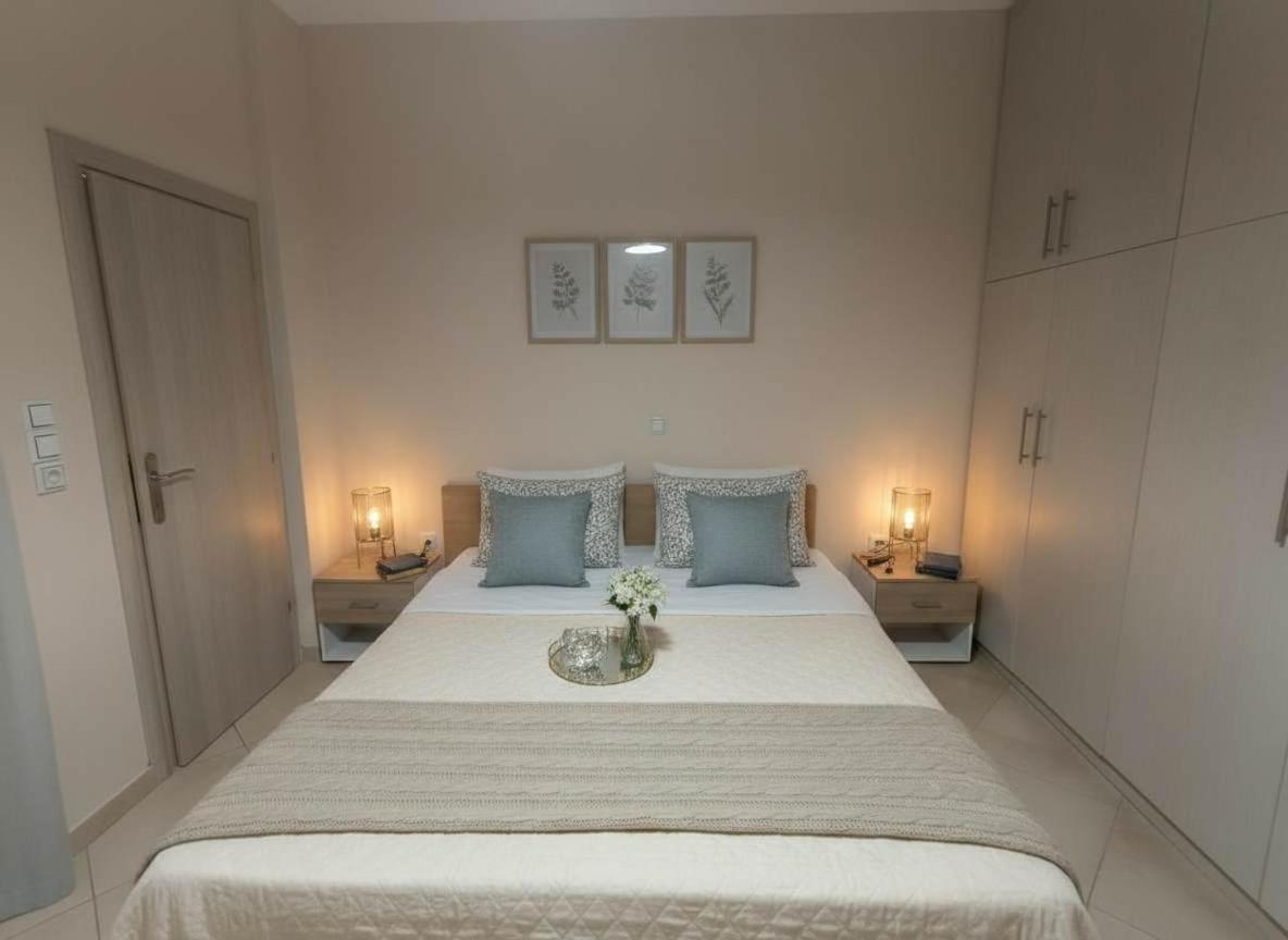 2BR Piraeus Apt - Parking - Near Maniatika Metro - B&B Piraeus