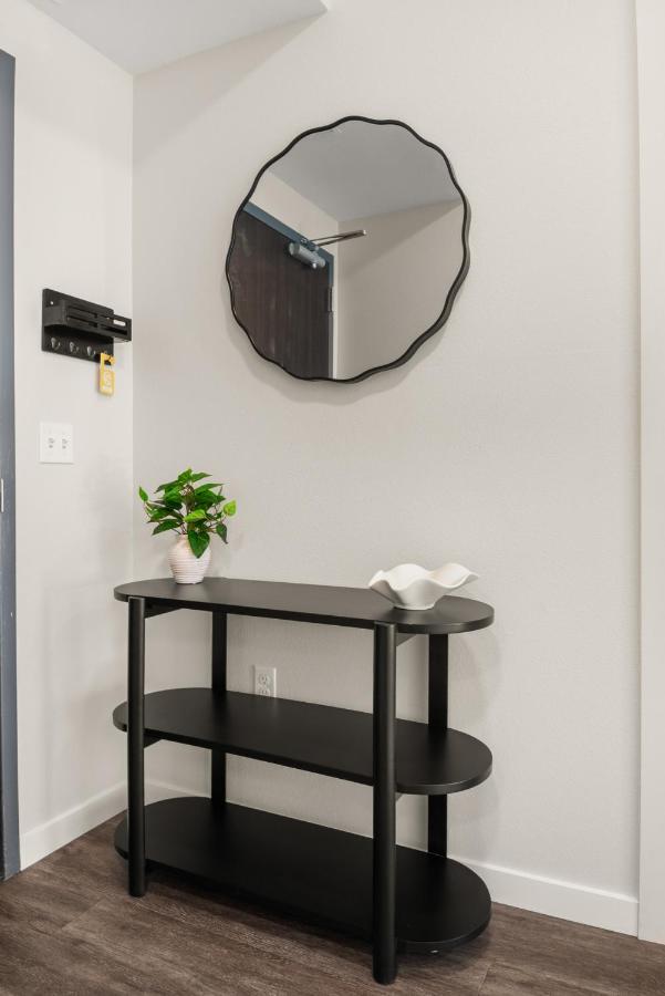 2BR Cozy Apartment in DT - B&B Spokane