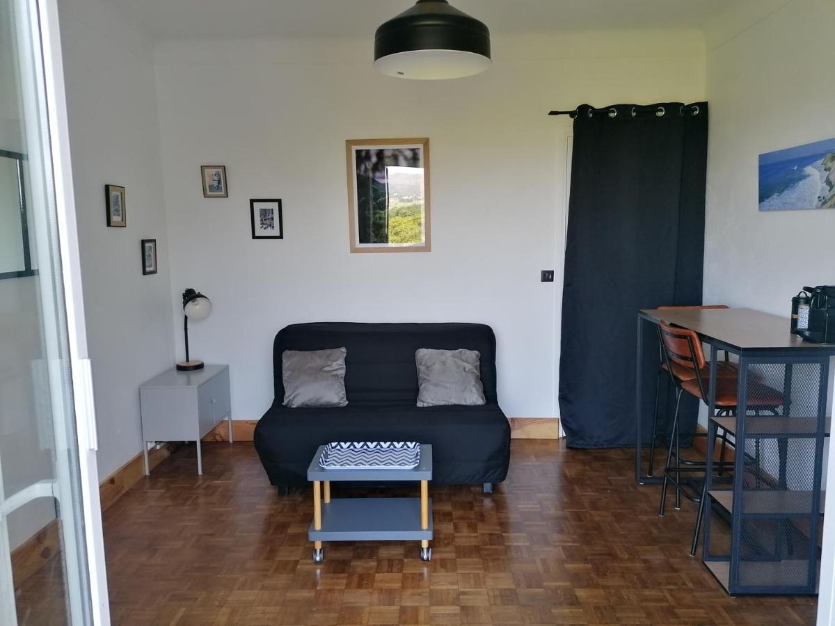 Chambre indépendante avec WC et salle de bain - B&B Urrugne