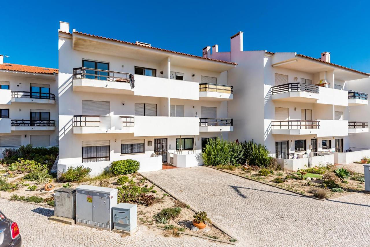 Baleal Pointsurprise House 2 - Bed and Breakfast Baleal