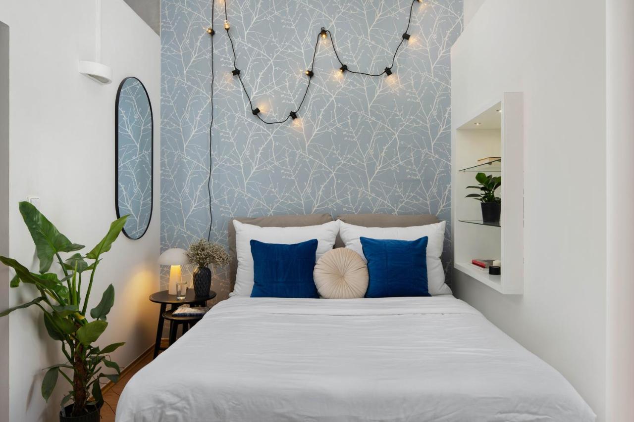 Three-Bedroom Deluxe Apartment