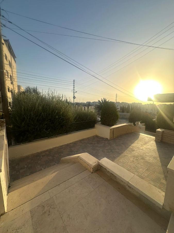 3 Bedroom Family Apartment in Amman - B&B Amman