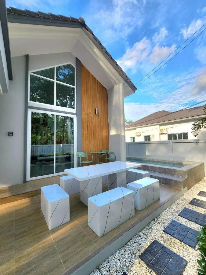 Serene Poolvilla hatyai - B&B Hat Yai
