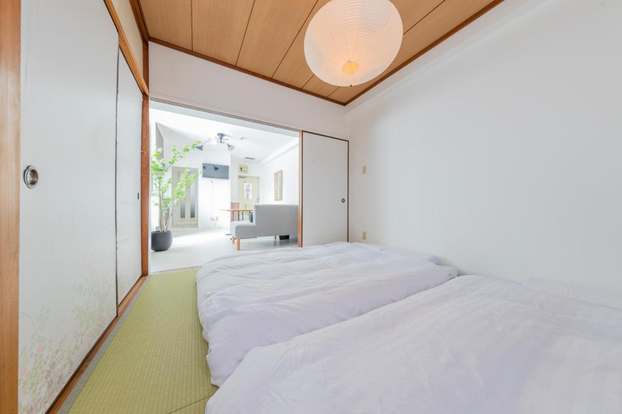 One-Bedroom Apartment - Non-Smoking