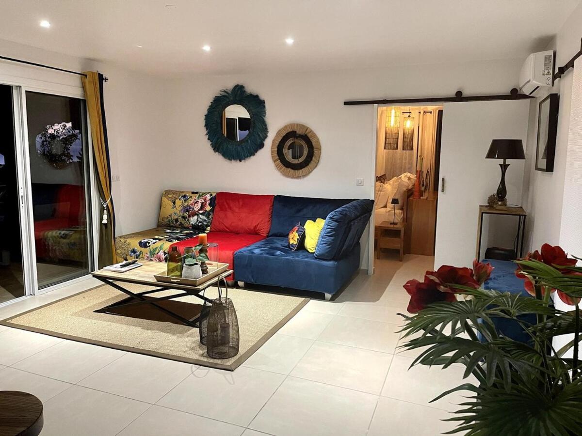 Deluxe Suite mit Whirlpool-Badewanne