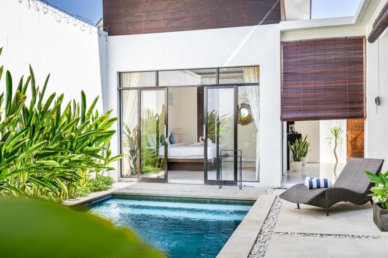 The R Villa Toba - incl. Motorbikes - Ferienwohnung Seminyak