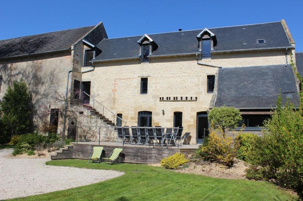 Ma maison de famille, grange du 18e siècle, jardin - B&B Colombiers-sur-Seulles