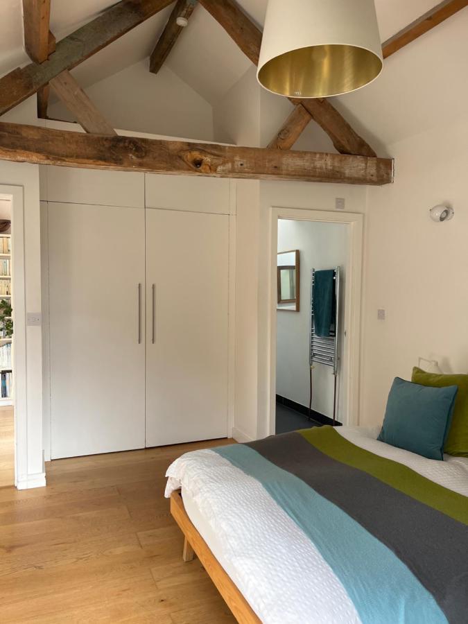 The Old Red House - Bed and Breakfast Towcester