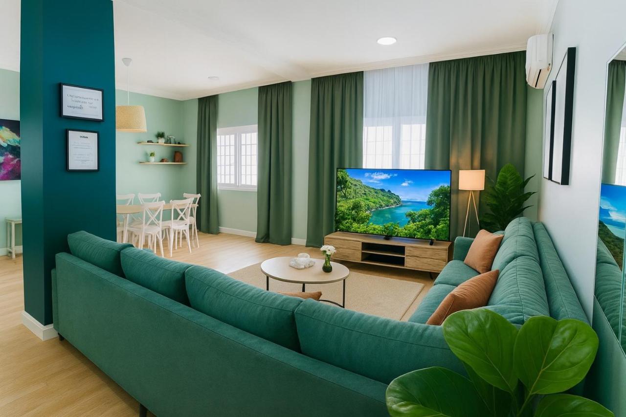 شقة واسعة وأنيقة ثلاث غرف نوم - B&B Khobar