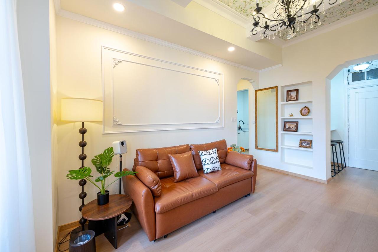 Two-Bedroom Deluxe Apartment