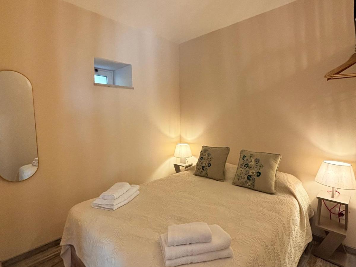 Appartamento con 1 Camera da Letto, Balcone e Vista Montagna