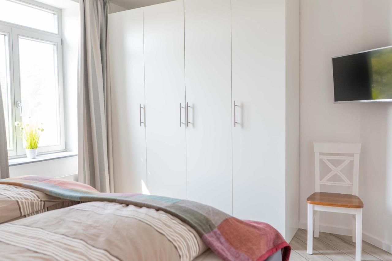 Inselblume 43 - Zentrumsnahe, moderne Ferienwohnung in Burg - Bed and Breakfast Burg auf Fehmarn