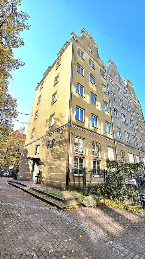 Neptune Double-Decker Apartment - Chambres d’hôtes Gdańsk