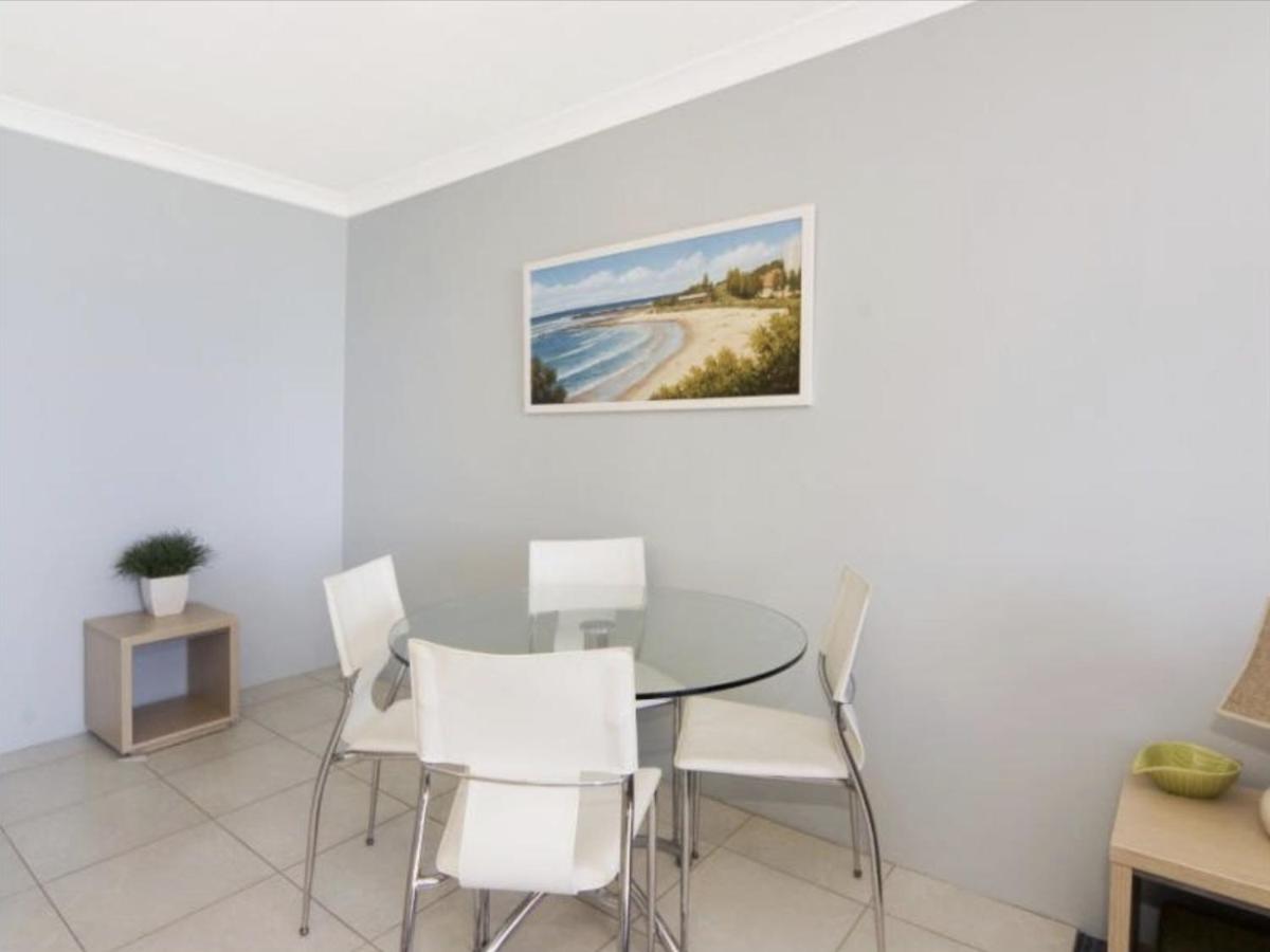 One-Bedroom Apartment with Ocean View