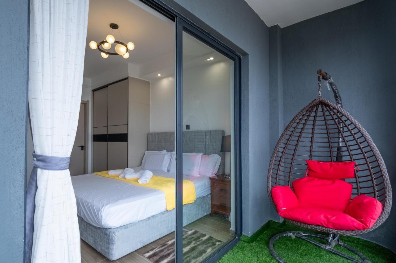Indigo Luxury -3BR Apartment Kilimani - Oak Classic Residency- Yaya Centre 18th Floor City View - Chambres d'hôtes Nairobi