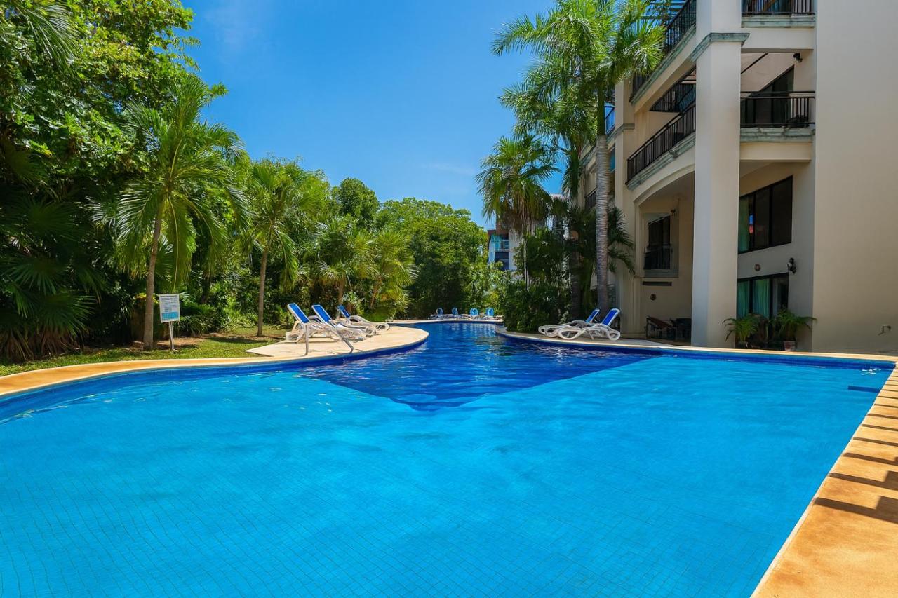 Puerto Aventuras Private Terrace and Golf View - Bed and Breakfast Puerto Aventuras