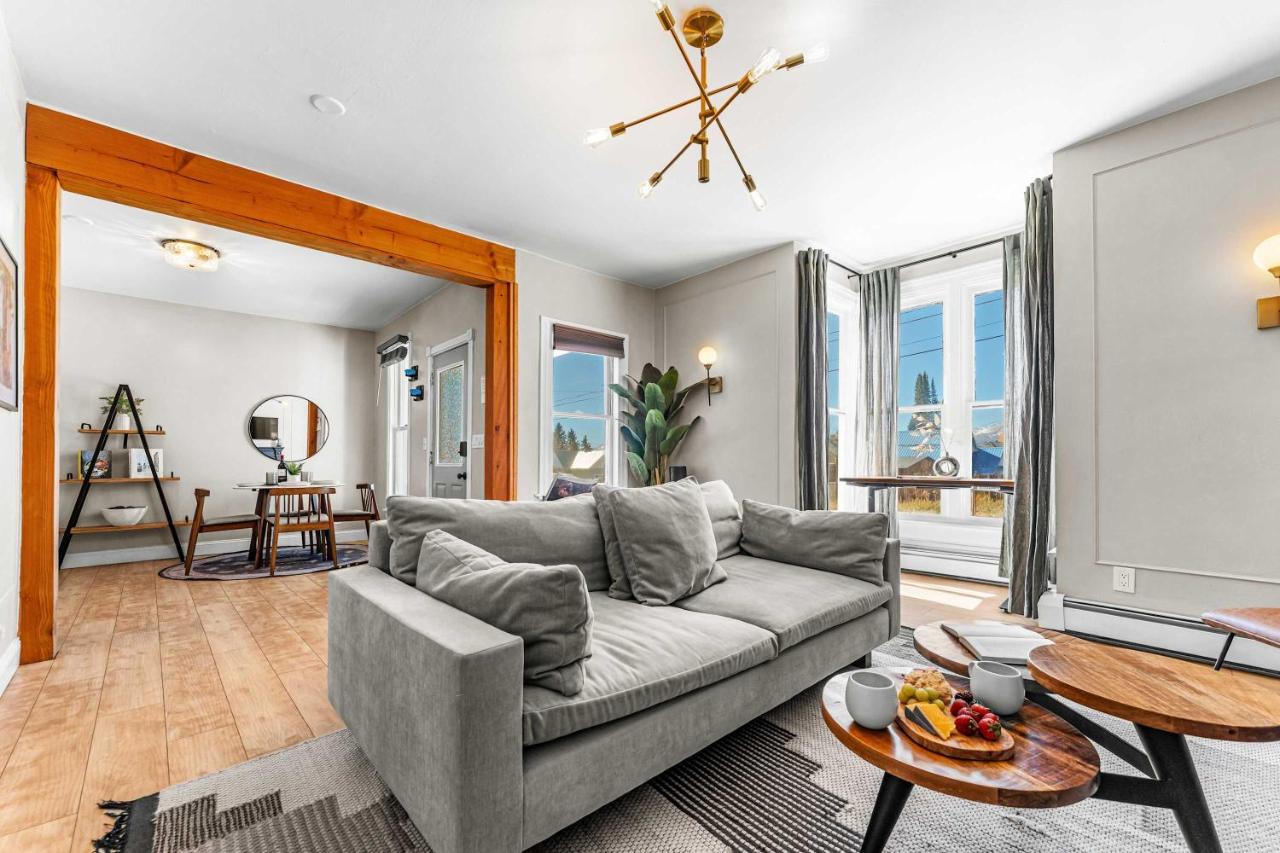 Stylish 1BR Airbnb in Leadville with Mountain Views - Near Skiing - Pets okay - B&B Leadville