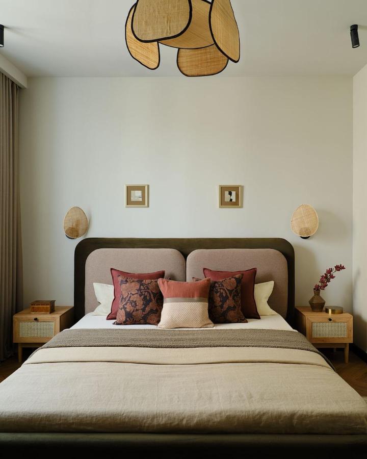 Апарт-отель ЗОЛОТОЙ КВАДРАТ premium - Chambres d’hôtes Almaty