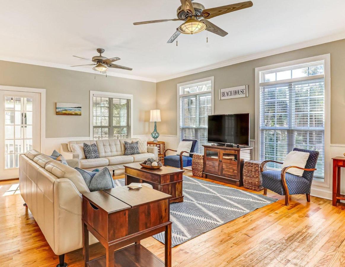 Blue Moon Hideaway - B&B Tybee Island