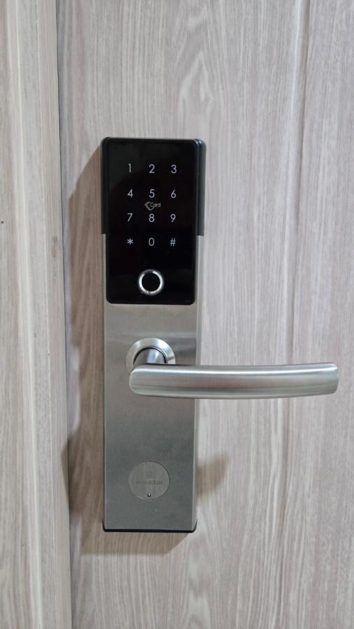 Urban Oasis 2BR Condo with Multiple Pools at SMDC Charm Residences - Ferienwohnung Manila