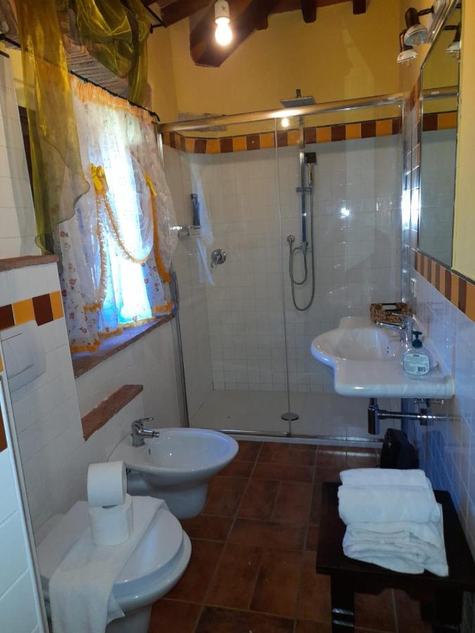 Kamer met Kingsize Bed en Uitzicht op de Tuin