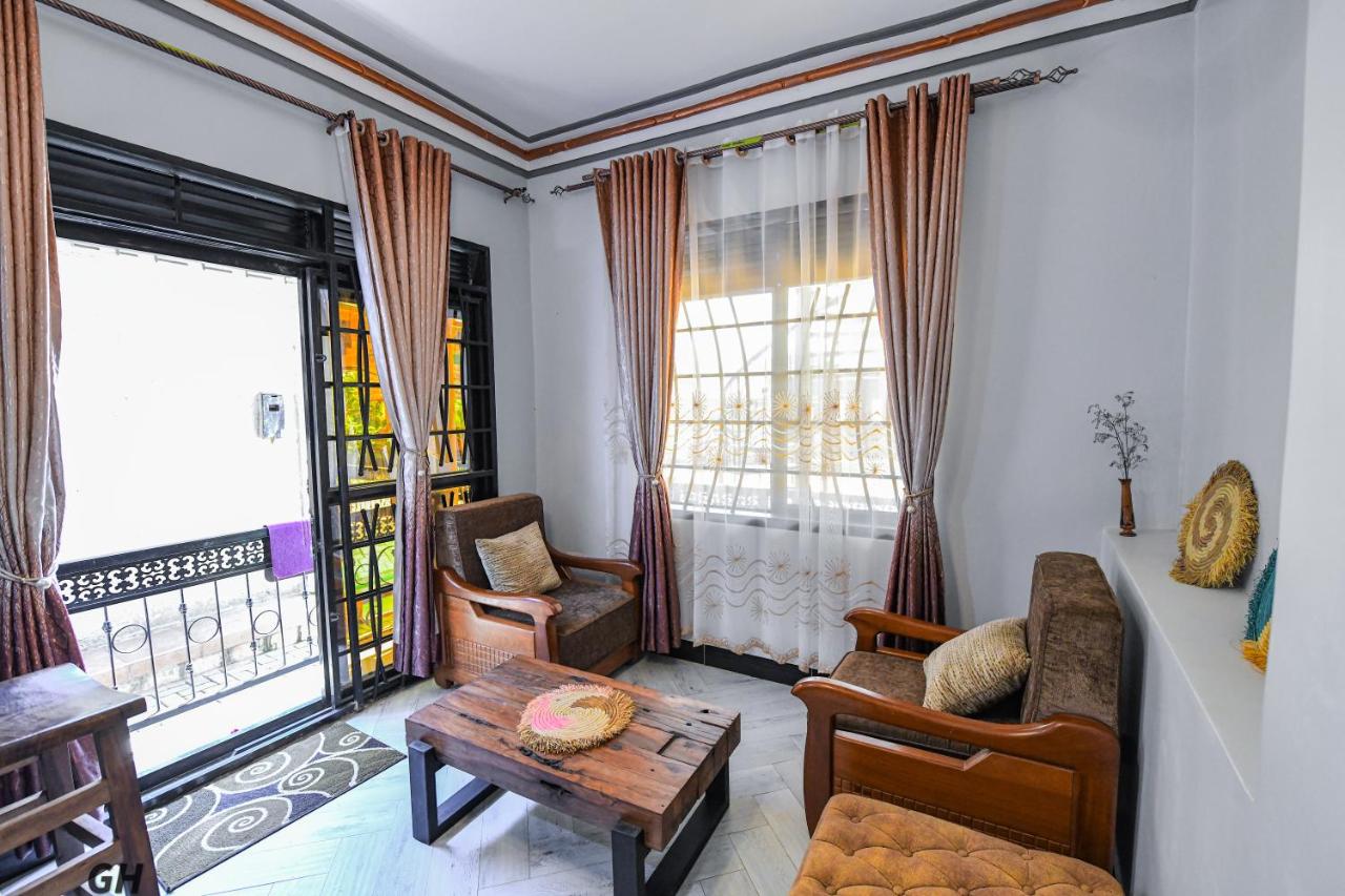 Peacewell Home - Chambres d’hôtes Masaka
