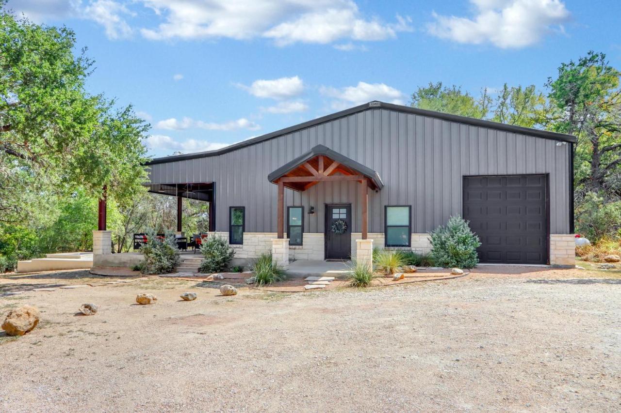 Barndo on the Blanco - Ferienwohnung Wimberley