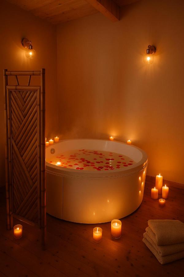 Chalet romantique & SPA - B&B Montignac-Charente