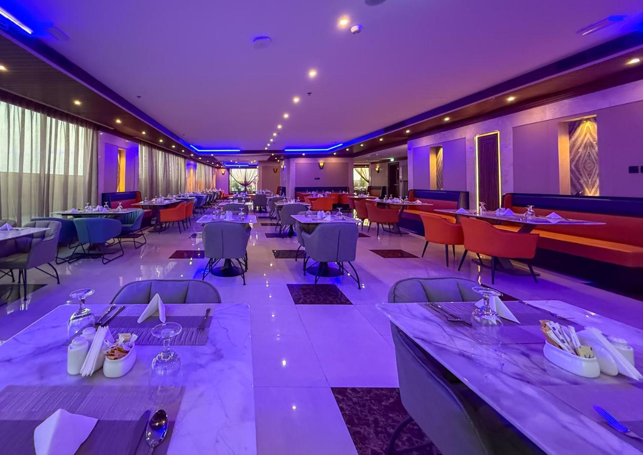 Emora 1 BR Apartment - Chambres d’hôtes Dubaï