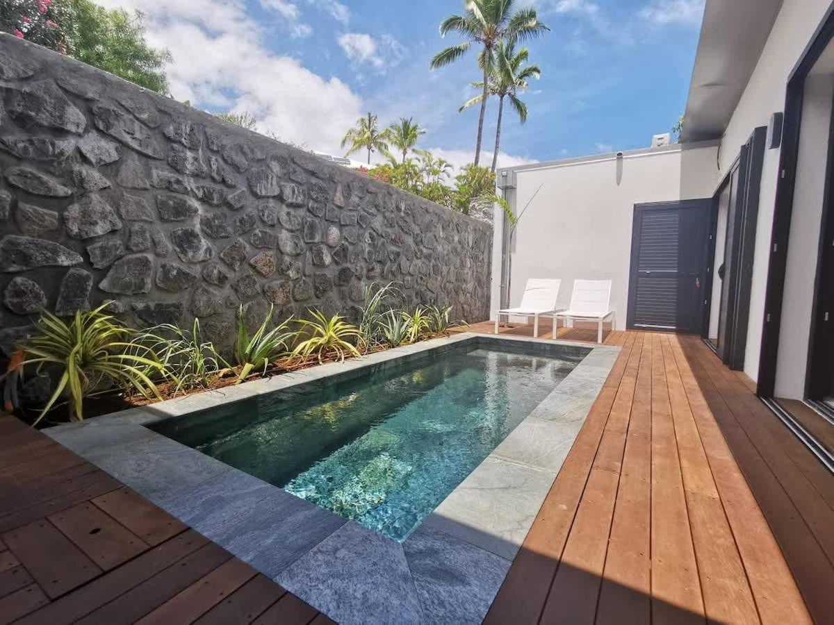 SUMMER COSY - Villa classée 4 étoiles - 2 suites avec piscine chauffée et bain à remous idéalement située Chemin Summer - B&B Saint-Gilles les Bains