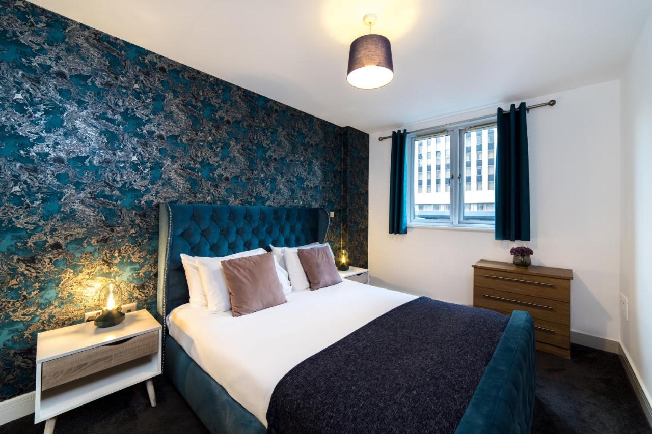 1 Bed Apartment near Broad St B1 Sleeps 3 people - Chambres d'hôtes Birmingham