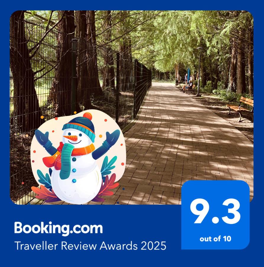 Lakeside Apartman Hévíz - Bed and Breakfast Hévíz