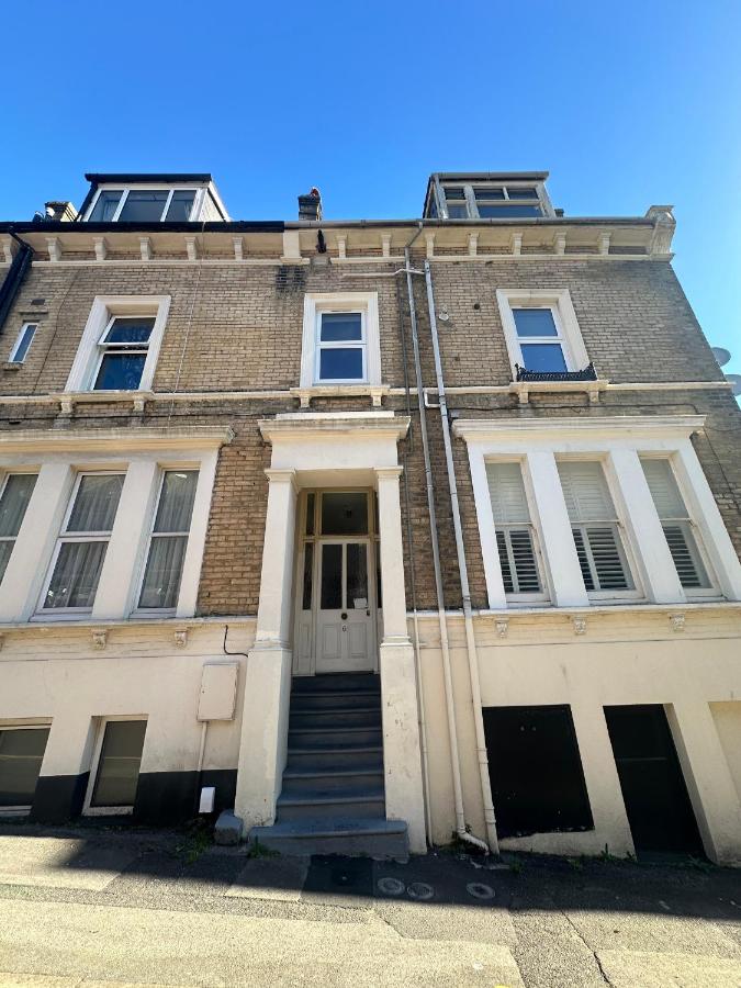 The Bournemouth Hideaway - Beautiful Central flat - 10 mins walk to beach - Brought to you by Coastline Retreats - Chambres d’hôtes Bournemouth