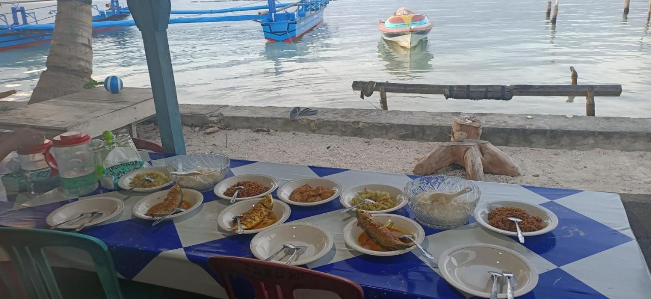 NATA homestay - Bed and Breakfast Banggai