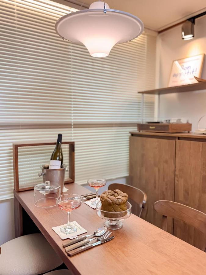 서초 교대 남부터미널역 도보6분 - B&B Seoul