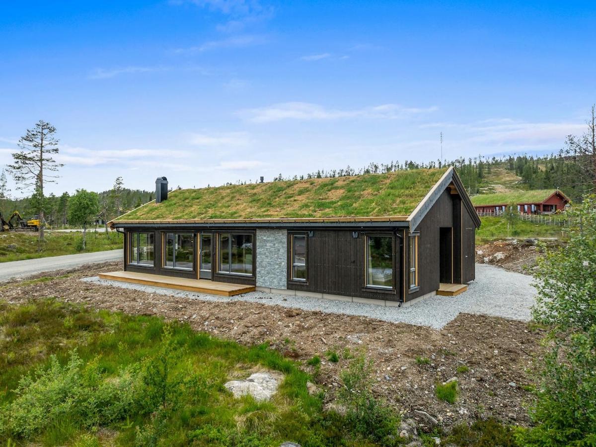 Sentralt plassert hytte, alt i gangavstand - B&B Flå