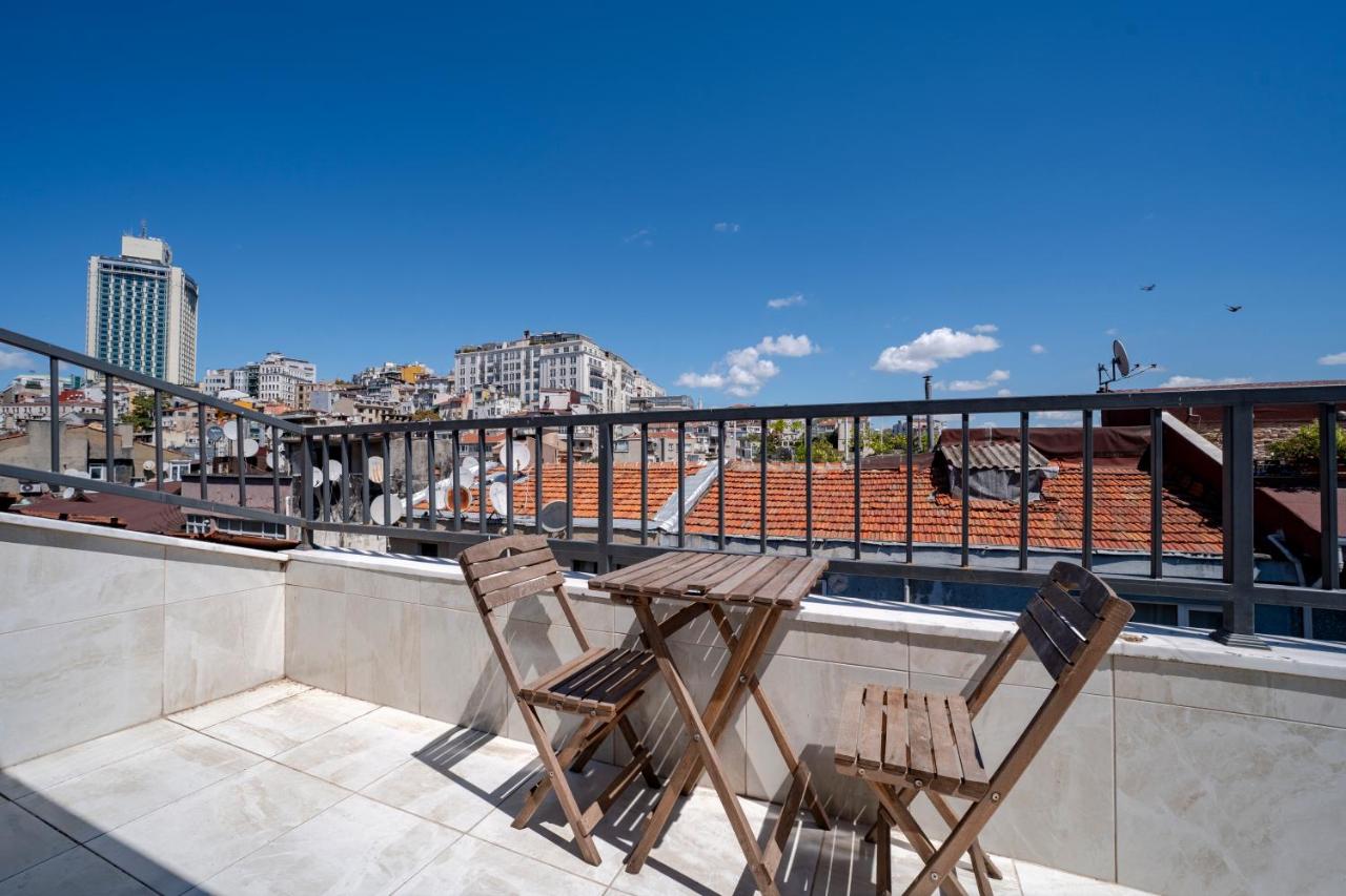 3-Bedroom 2-Bathroom Duplex Apartment with Elevator - B&B Istanbul